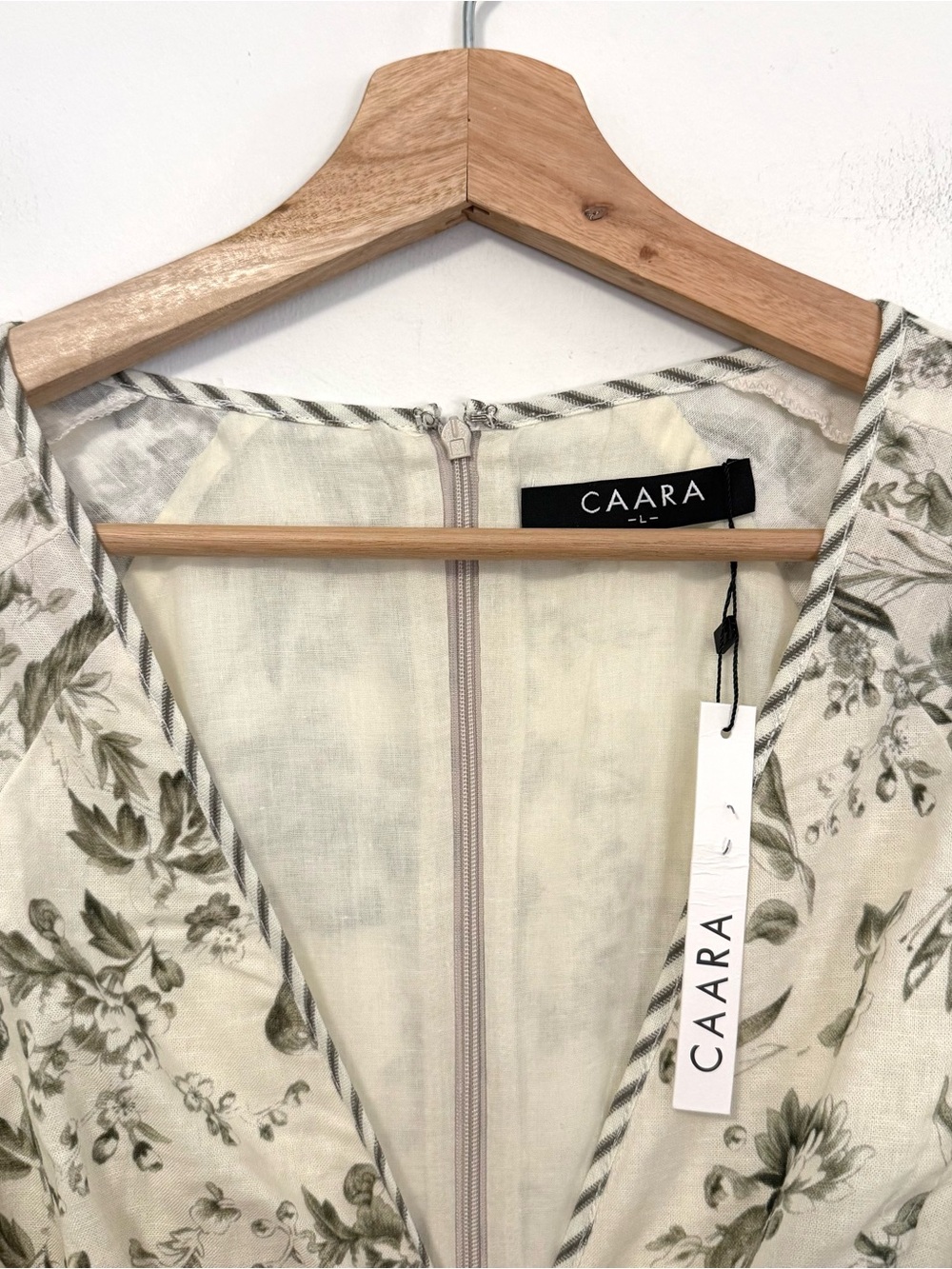 NWT CAARA Mika Floral Puff Sleeve Mini Dress Linen Blend Tie Waist Large - Picture 5 of 7